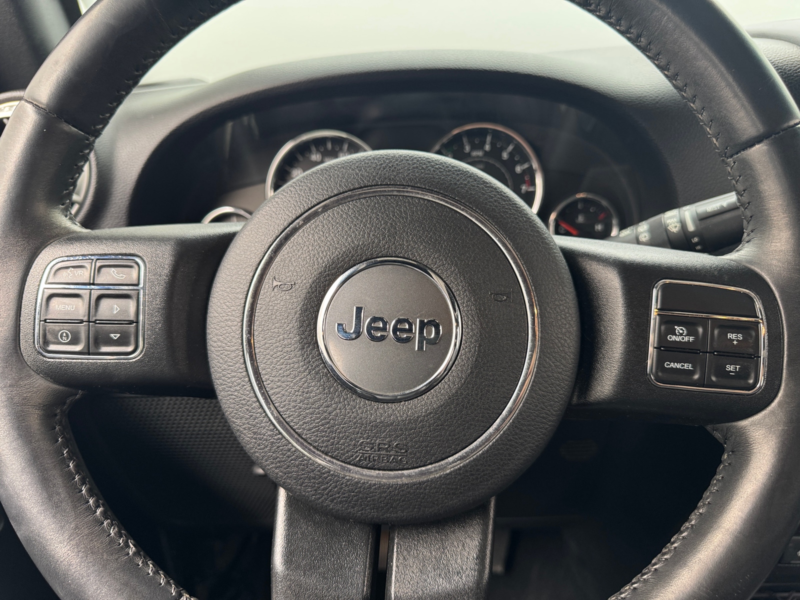 Thumbnail: 2017 Jeep Wrangler - 5