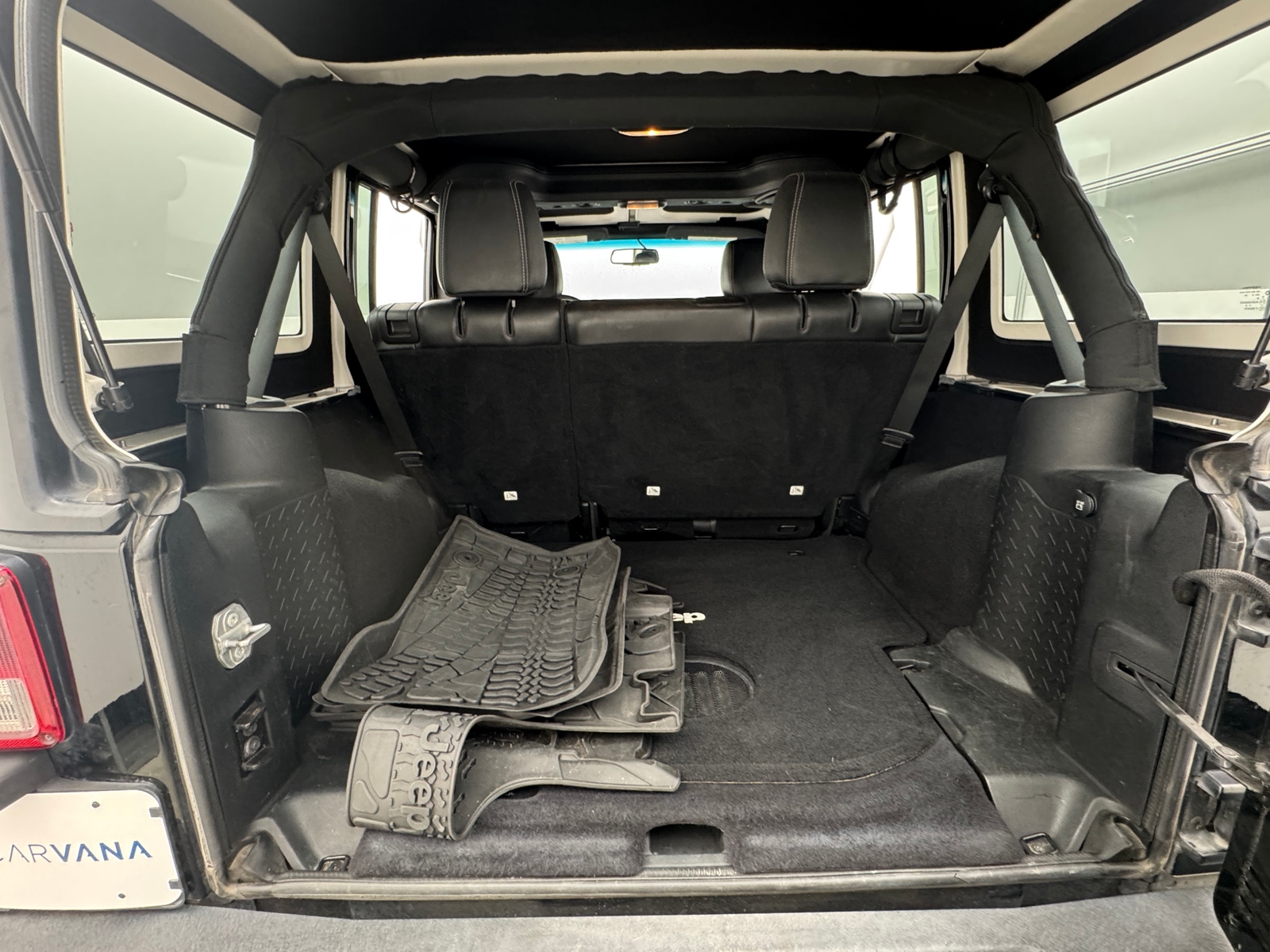 Thumbnail: 2017 Jeep Wrangler - 7