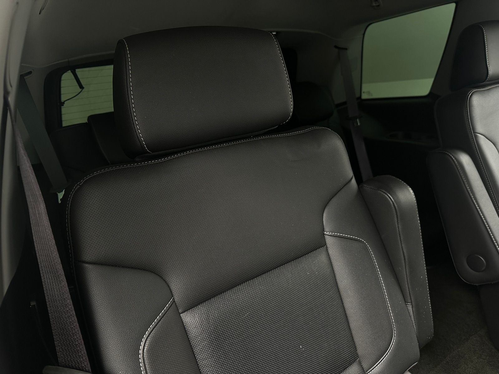 Thumbnail: 2017 Chevrolet Tahoe - 5