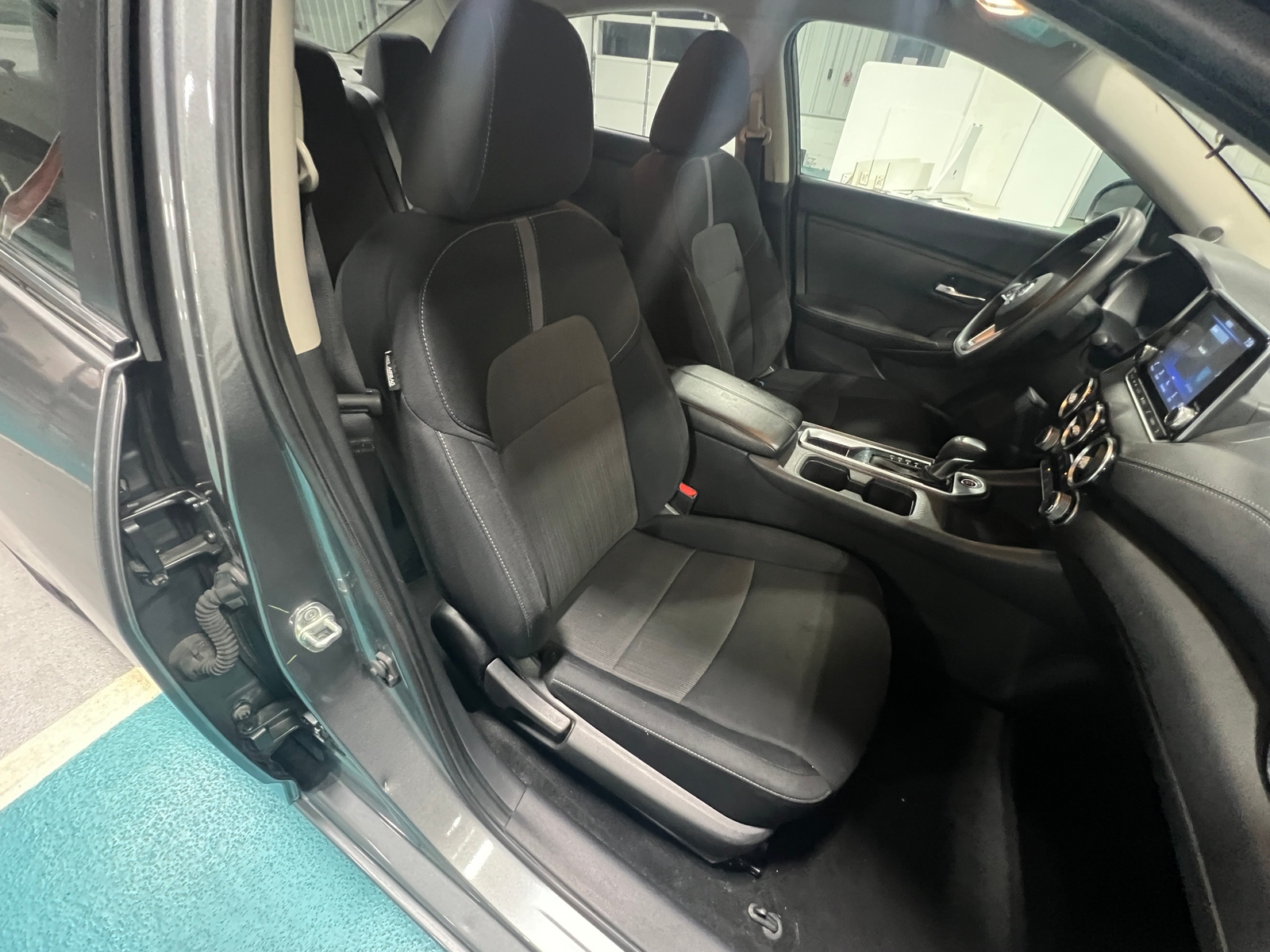 Thumbnail: 2023 Nissan Sentra - 2