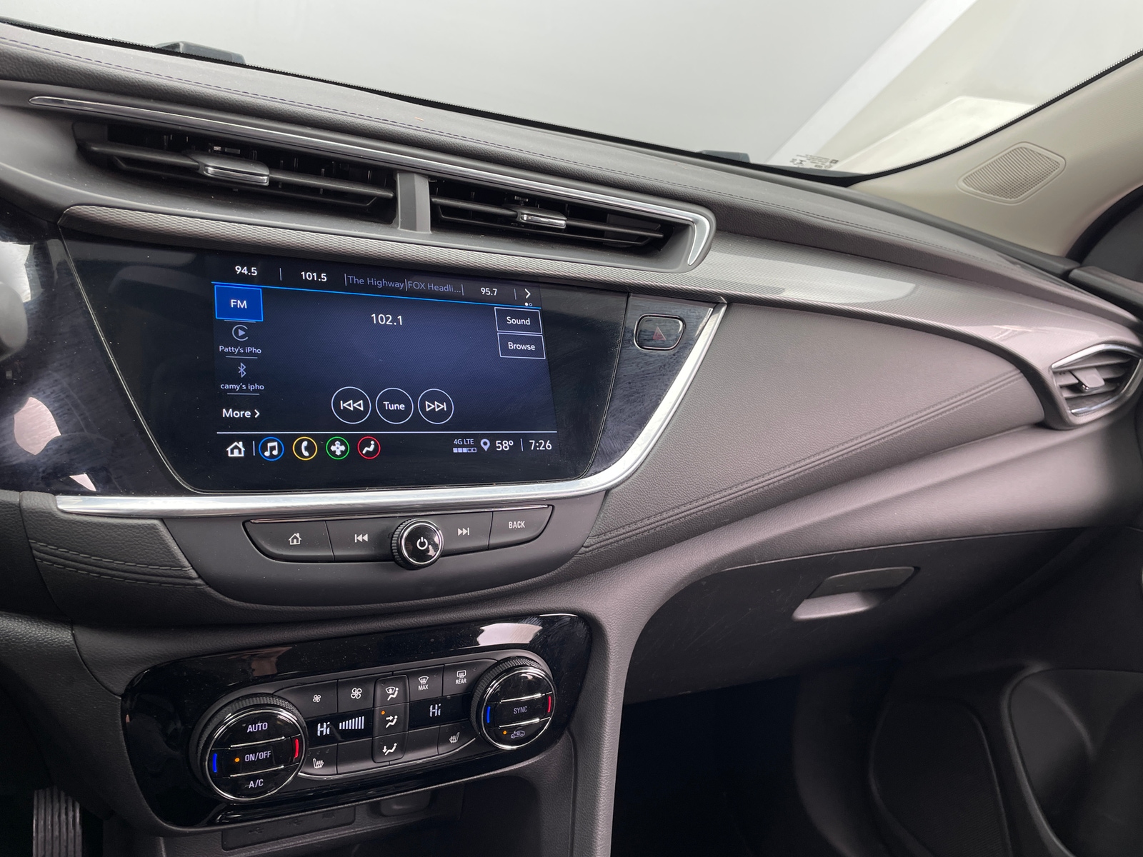 Thumbnail: 2022 Buick Encore GX - 4