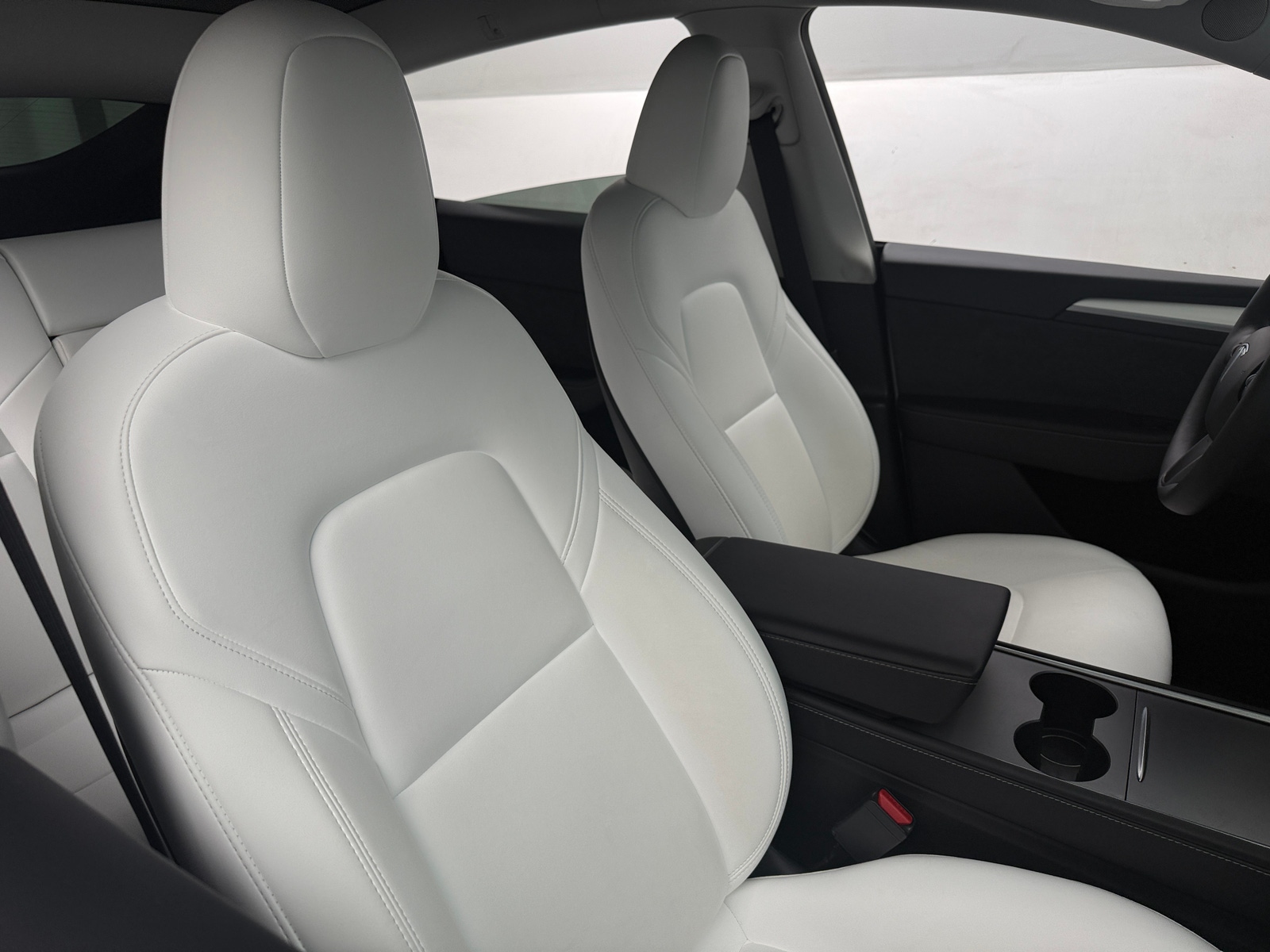 Thumbnail: 2024 Tesla Model Y - 2