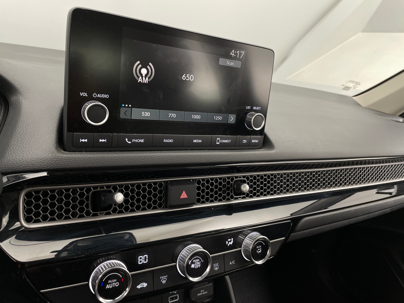 Thumbnail: 2024 Honda Civic - 4