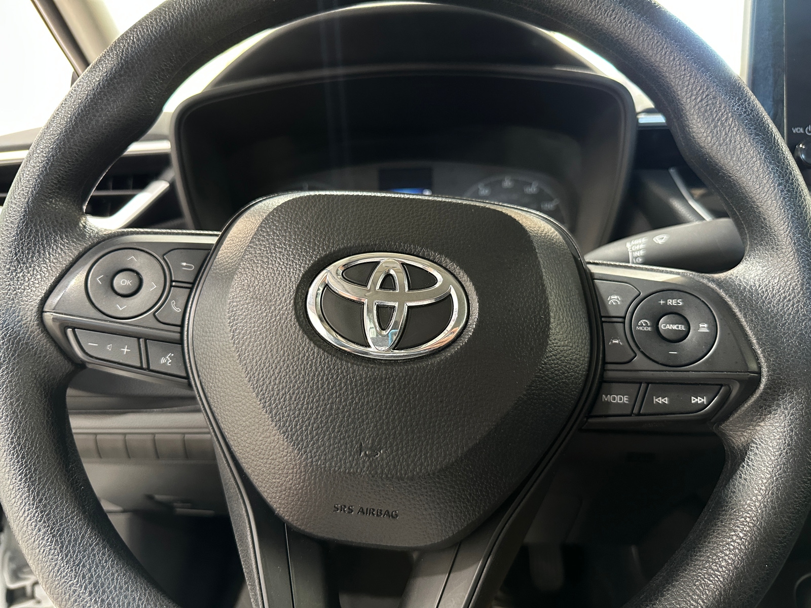 Thumbnail: 2025 Toyota Corolla - 5