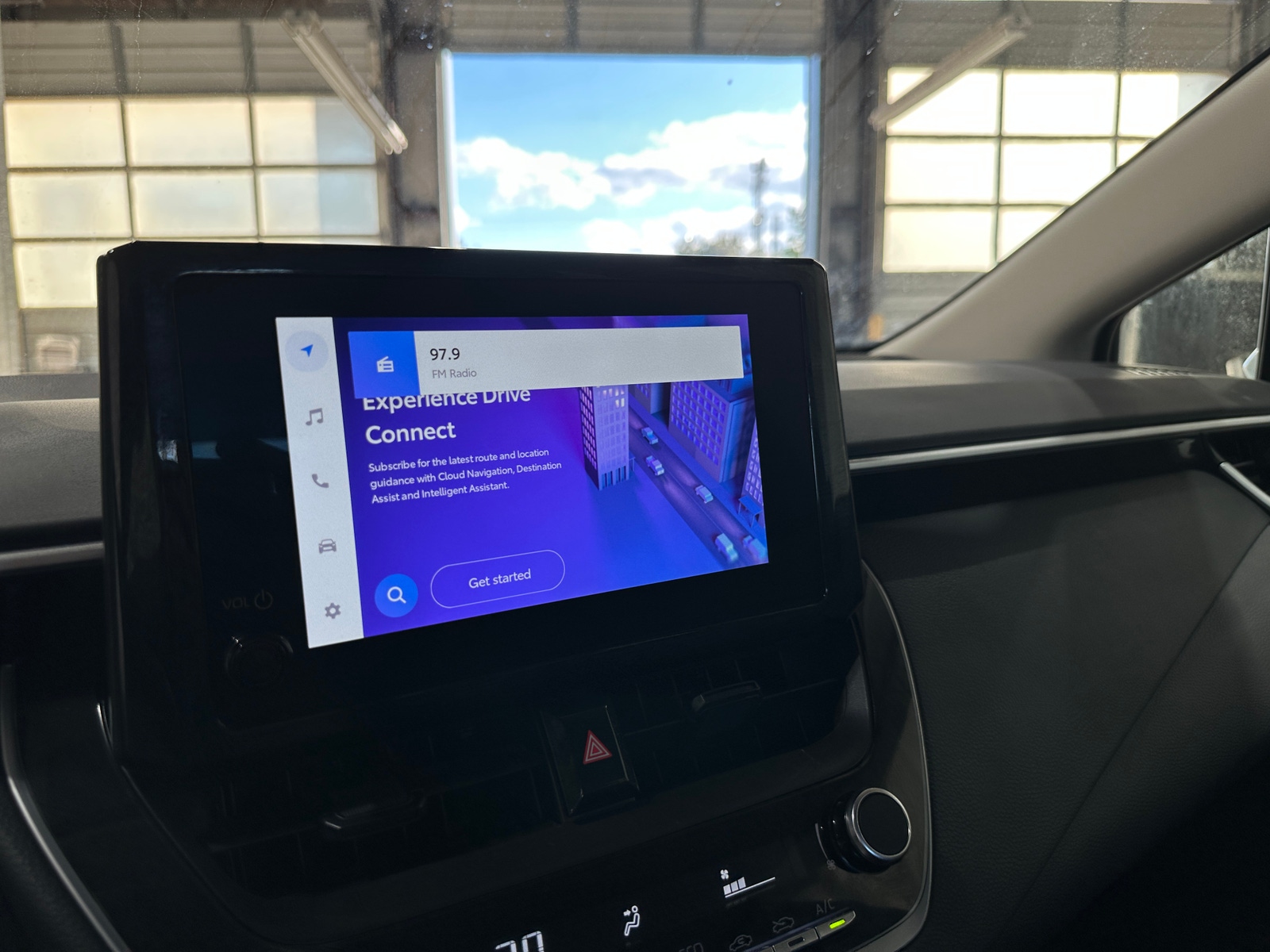 Thumbnail: 2025 Toyota Corolla - 4