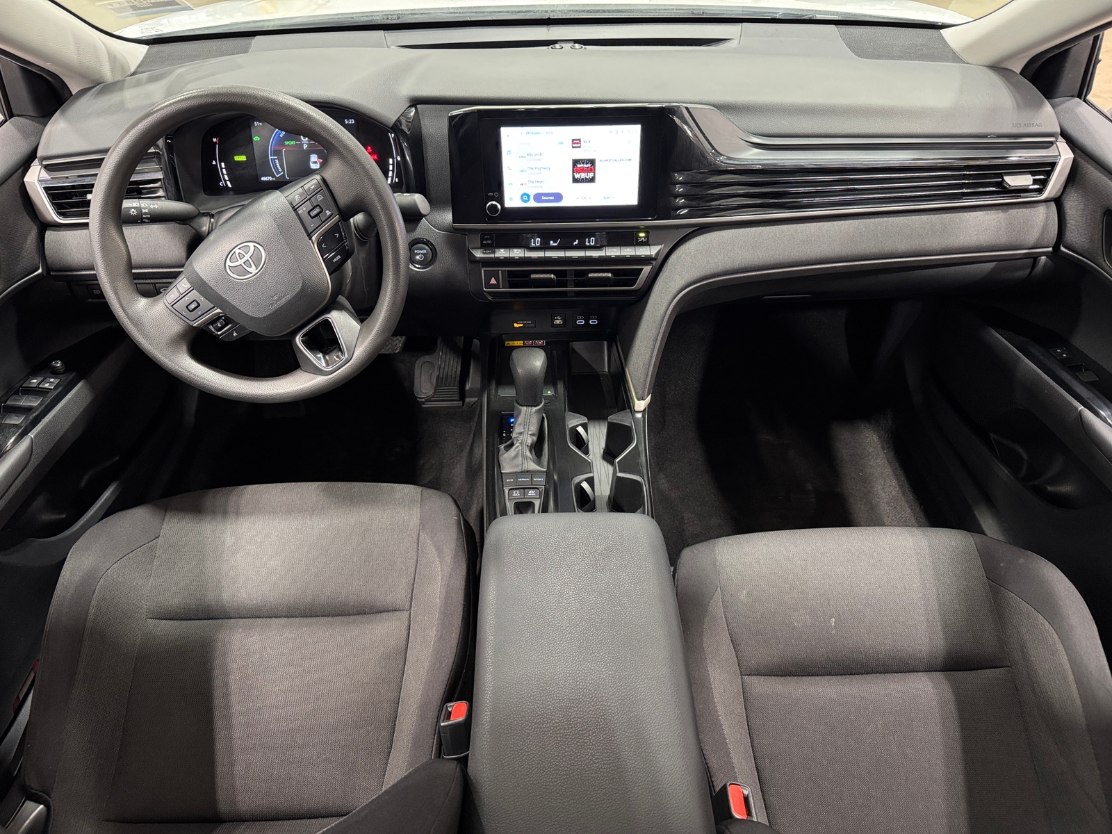 Thumbnail: 2025 Toyota Camry - 3