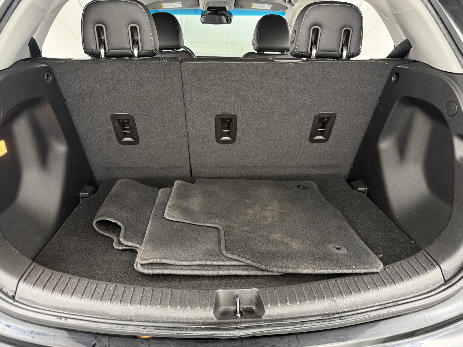 Thumbnail: 2023 Chevrolet Bolt EV - 6