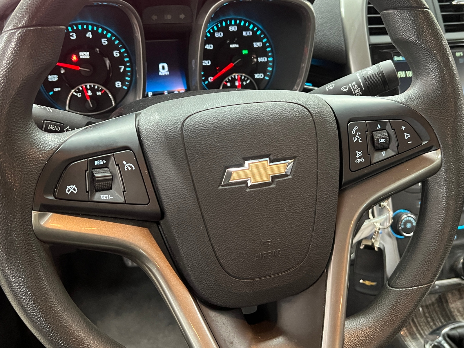 Thumbnail: 2015 Chevrolet Malibu - 4