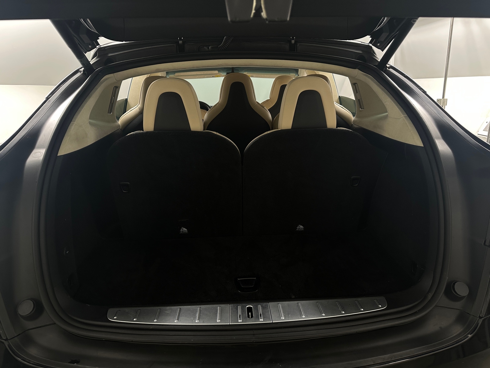 Thumbnail: 2017 Tesla Model X - 6