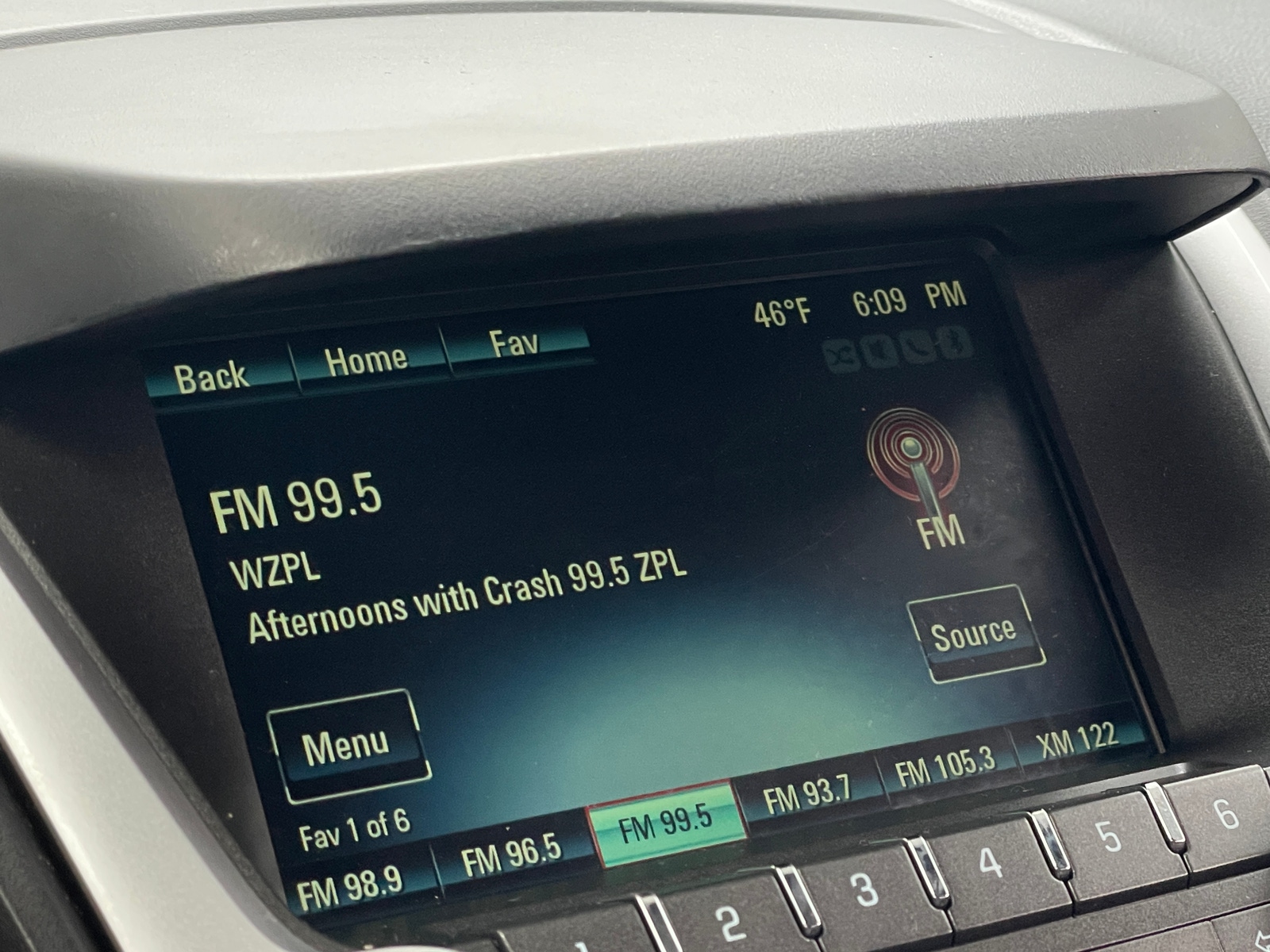 Thumbnail: 2017 Chevrolet Equinox - 4