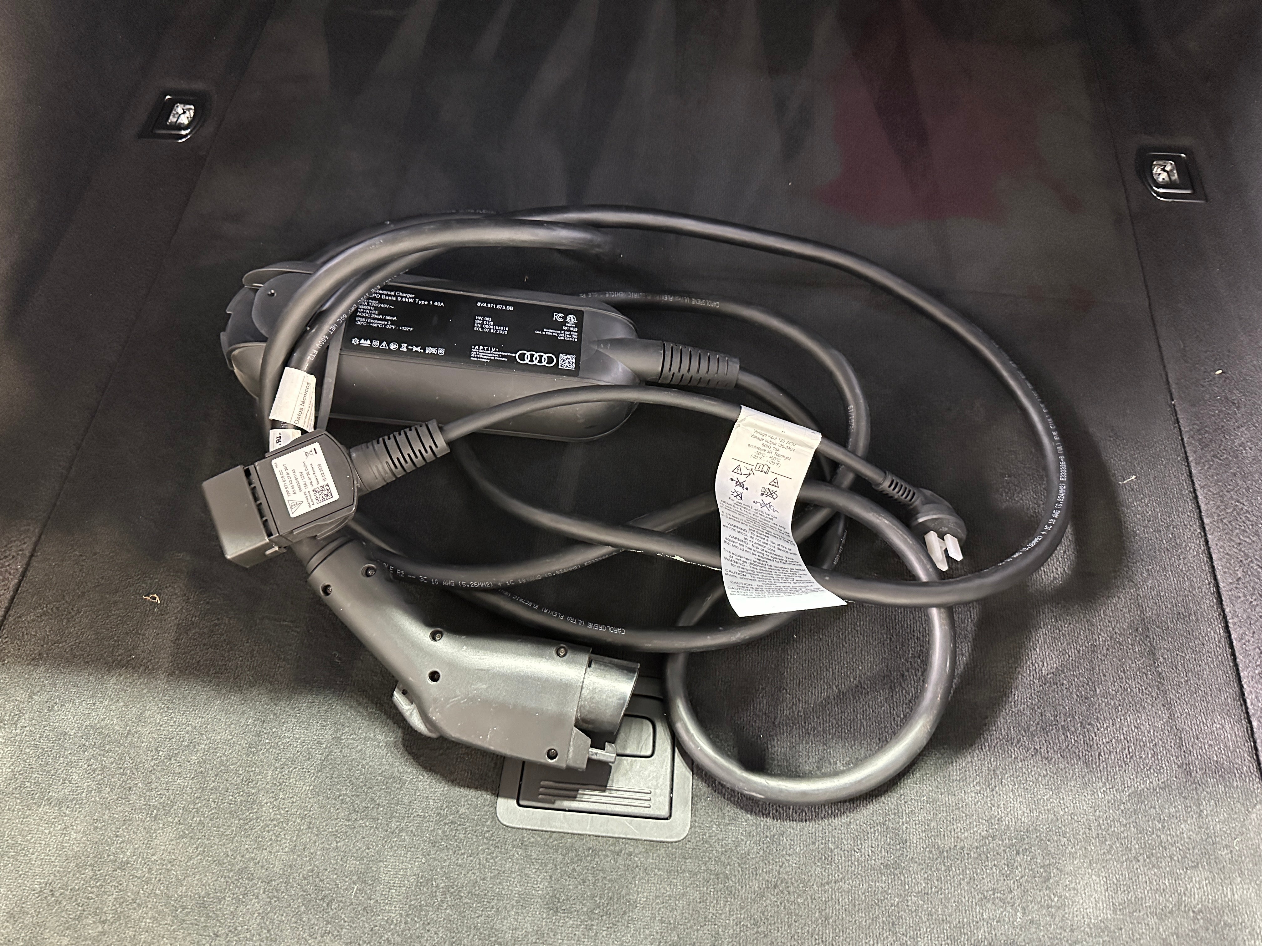 Used 2021 Audi e-tron Sportback Premium Plus with VIN WA12AAGE3MB000950 for sale in Oak Creek, WI