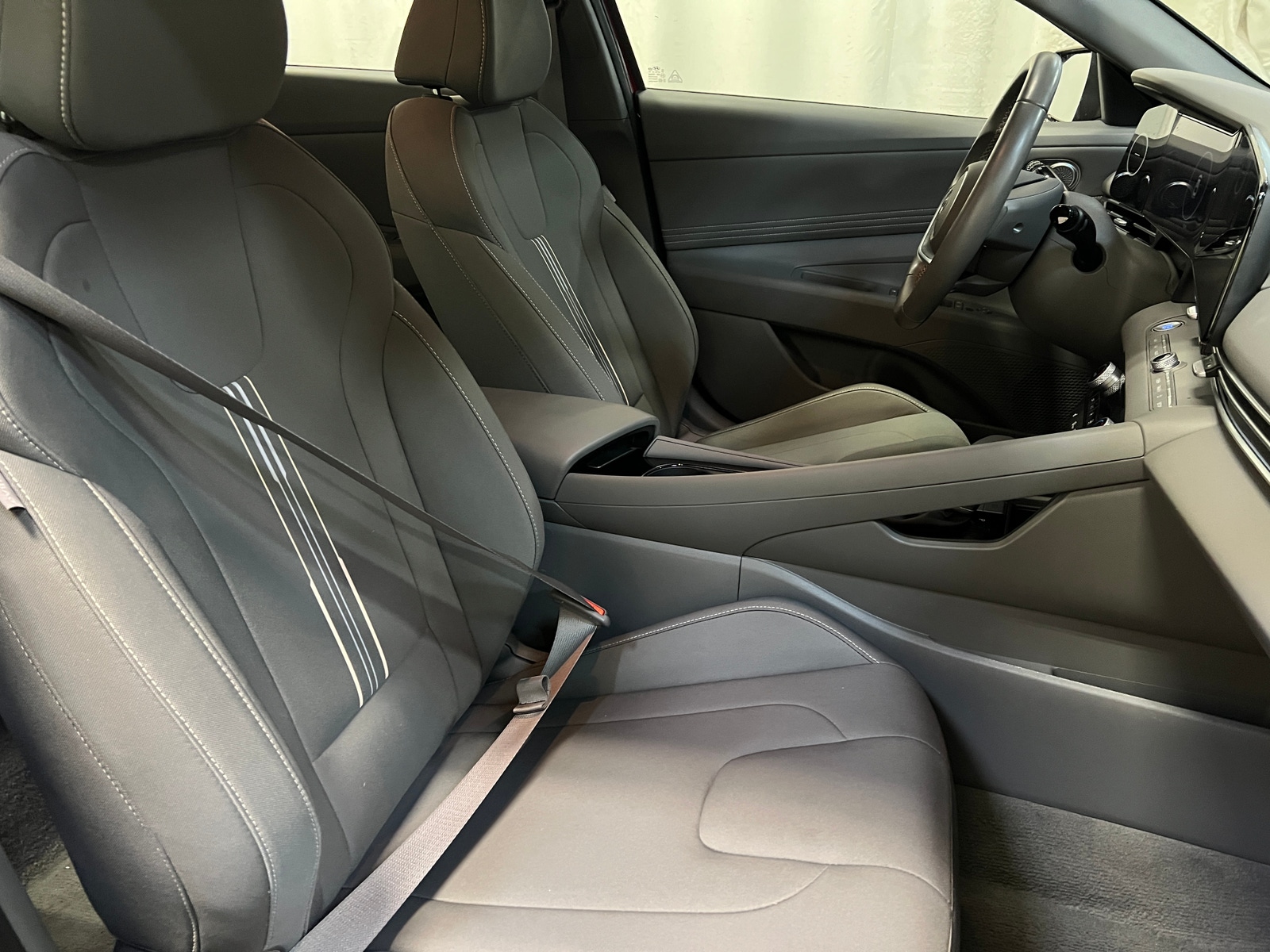 Thumbnail: 2025 Hyundai Elantra - 2