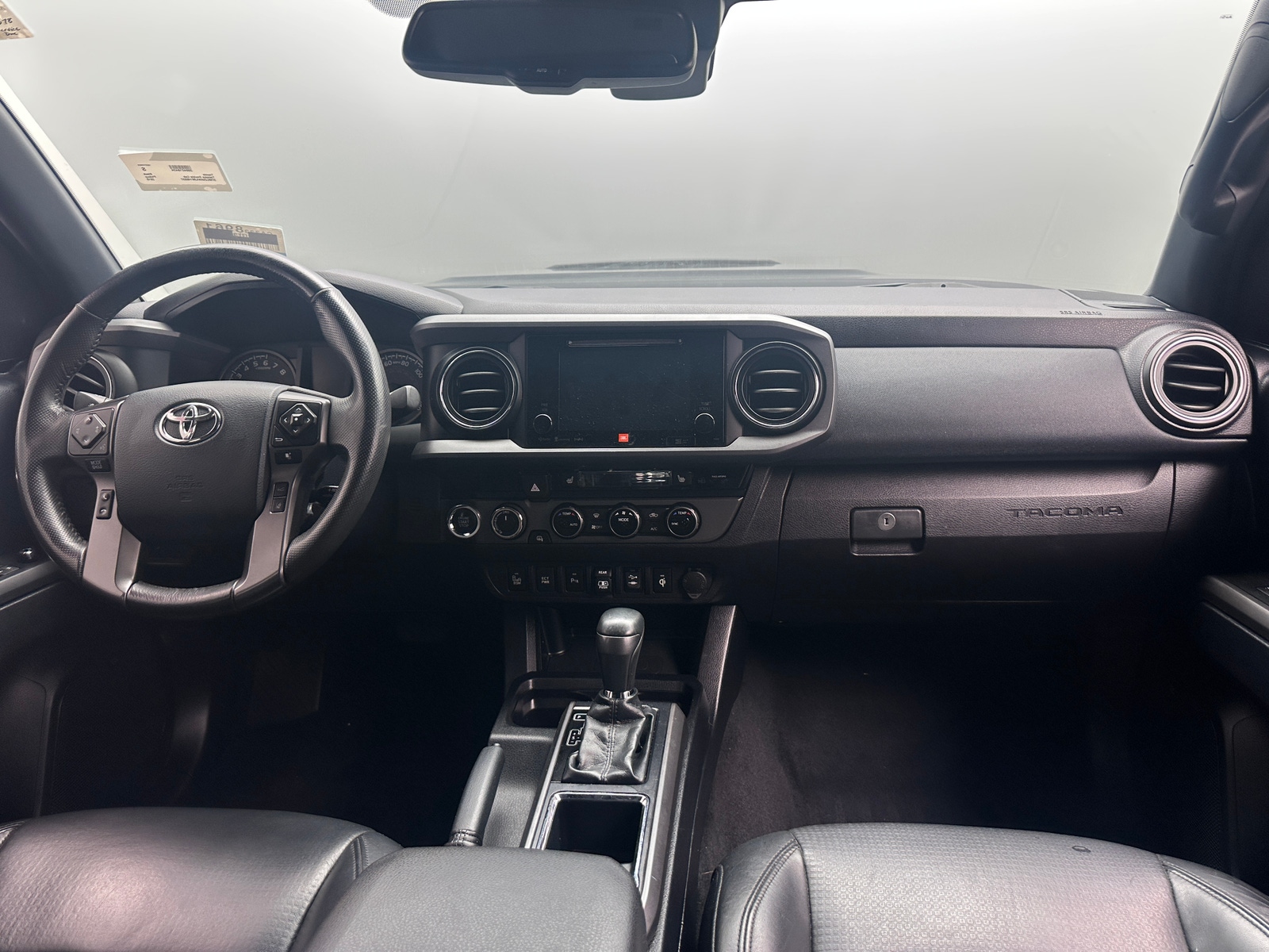 Thumbnail: 2018 Toyota Tacoma - 3