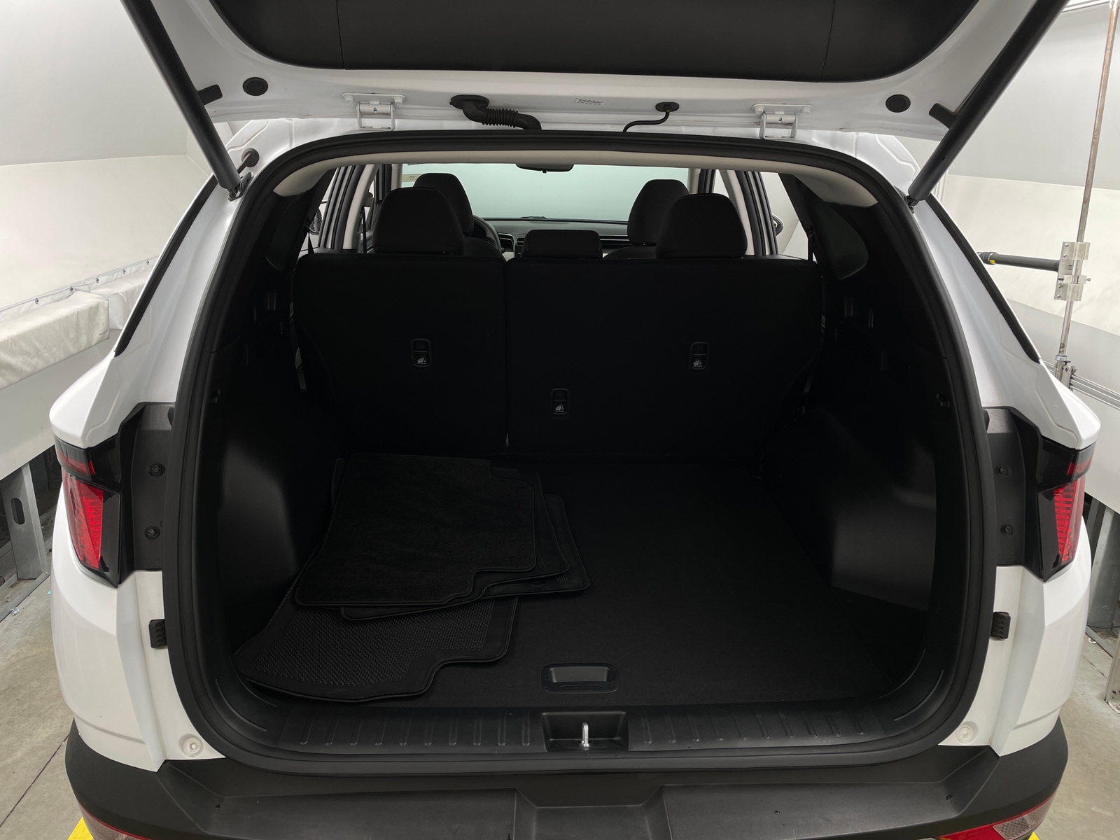 Thumbnail: 2024 Hyundai Tucson - 7