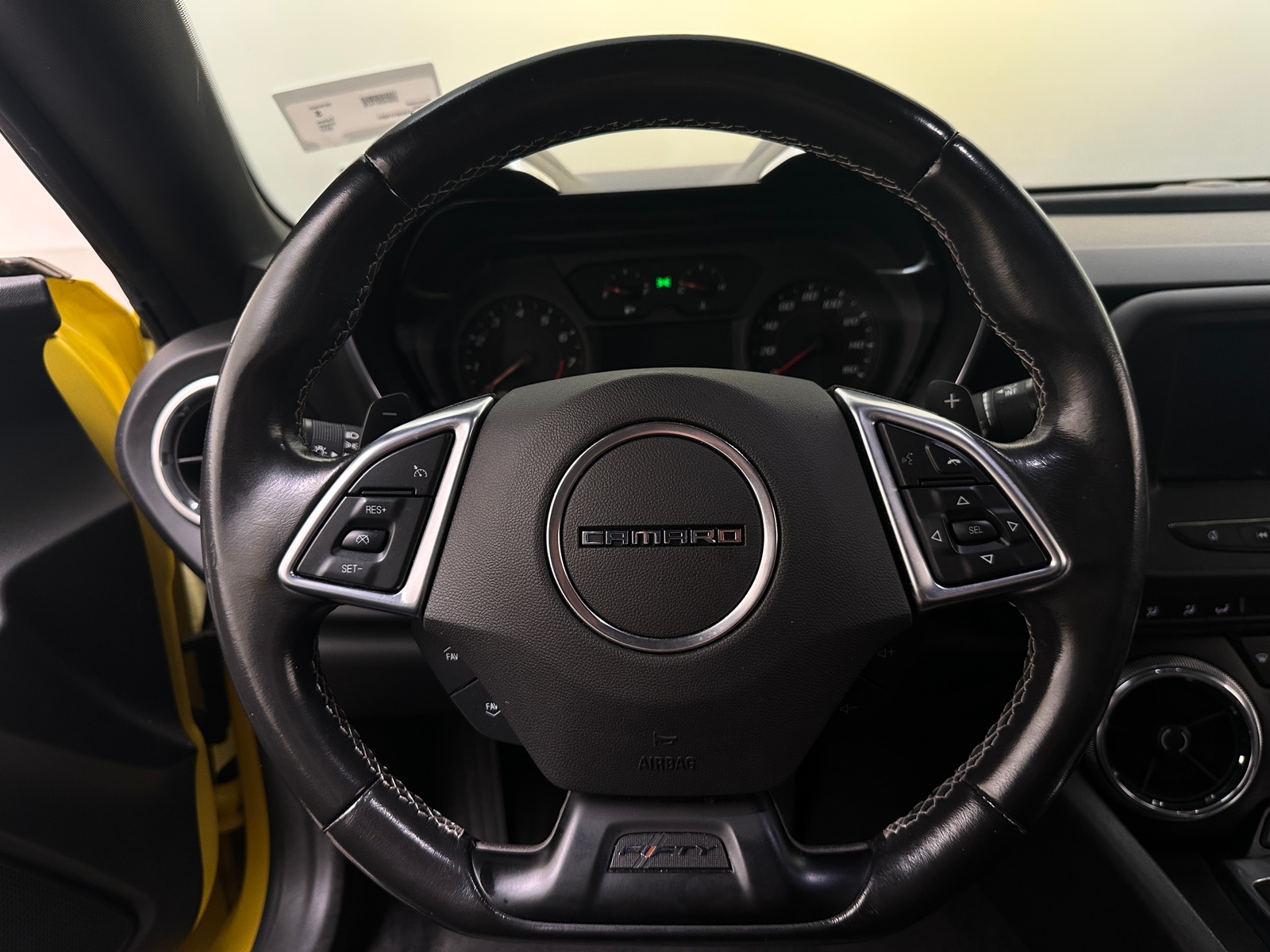 Thumbnail: 2017 Chevrolet Camaro - 4