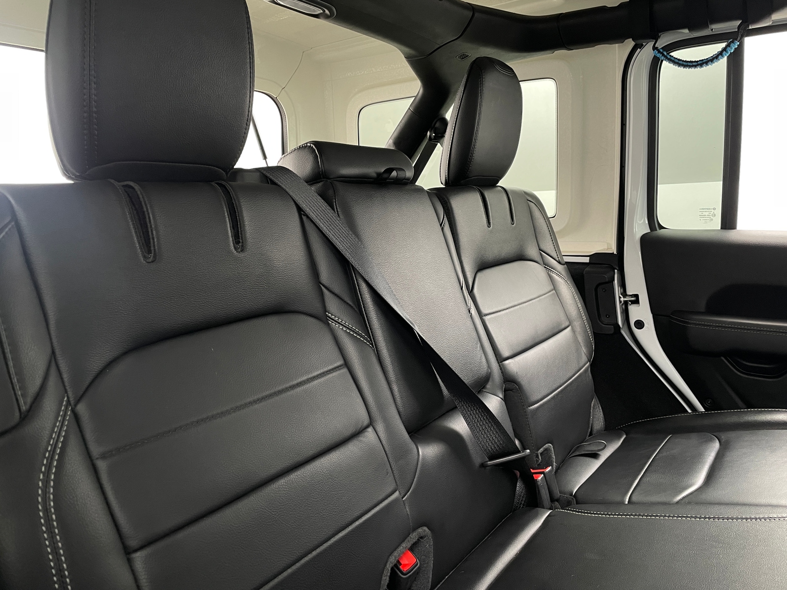 Thumbnail: 2021 Jeep Wrangler - 5