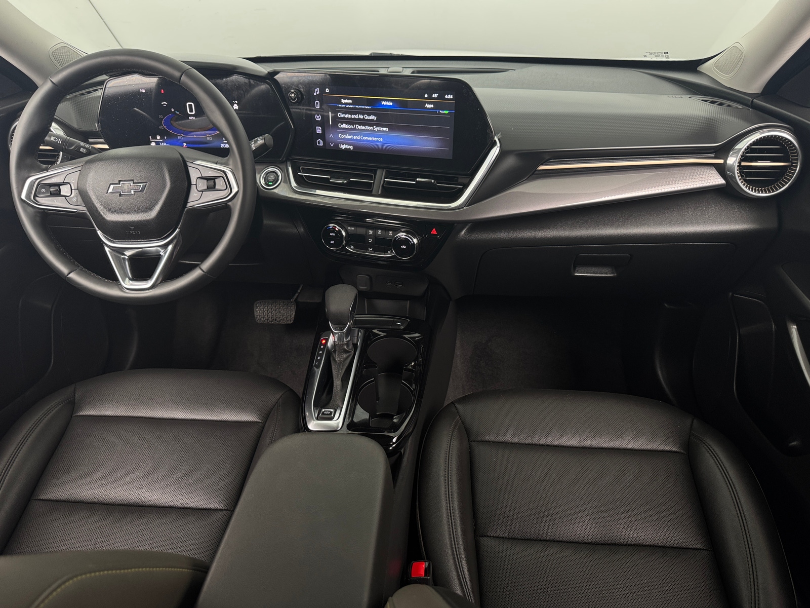 Thumbnail: 2025 Chevrolet Trax - 2