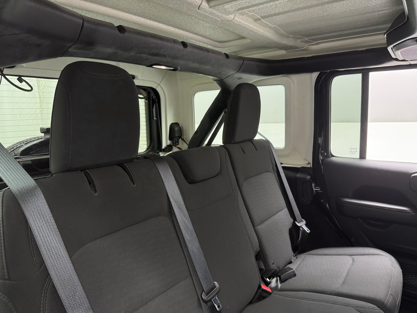 Thumbnail: 2018 Jeep Wrangler - 6