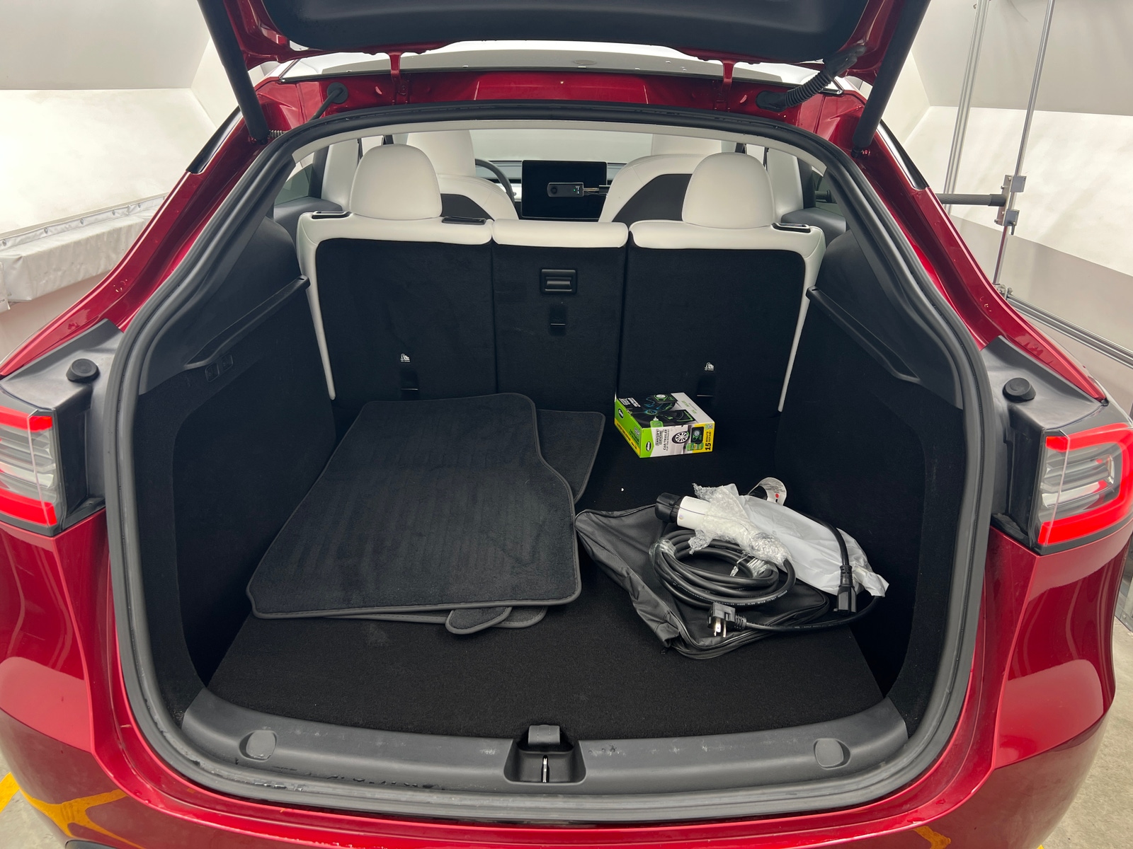 Thumbnail: 2024 Tesla Model Y - 6