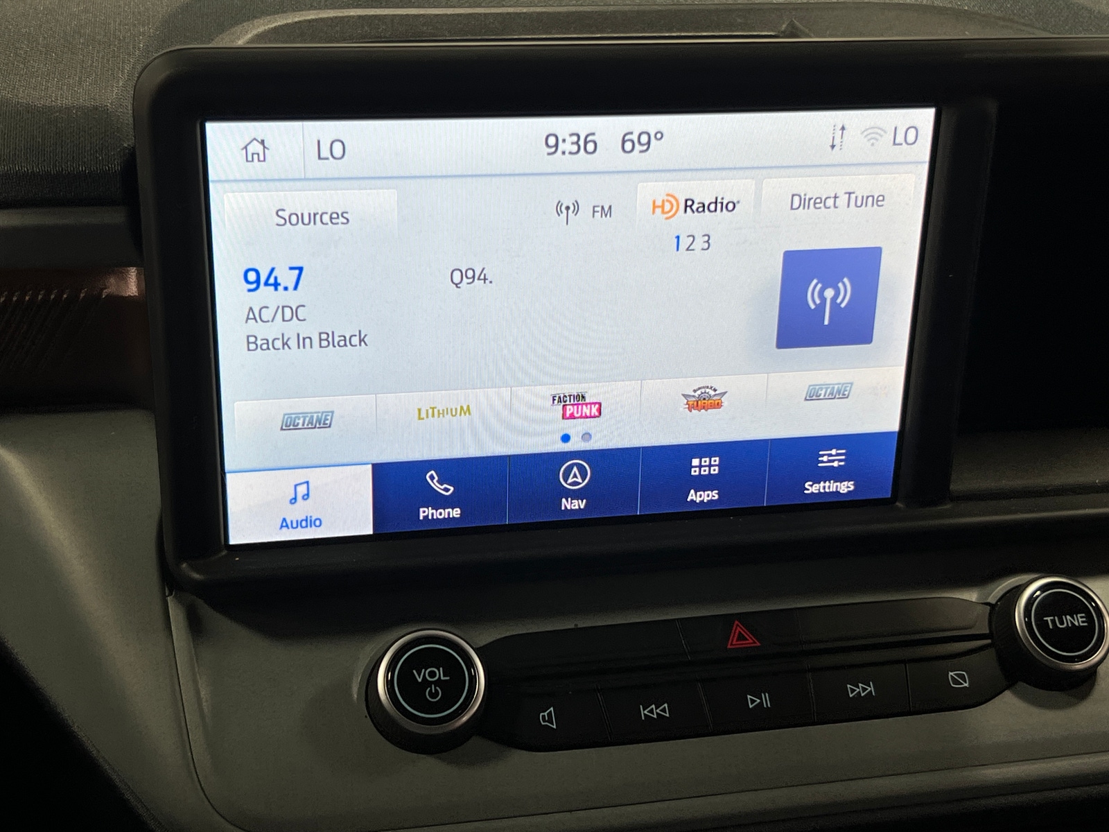 Thumbnail: 2023 Ford Maverick - 4