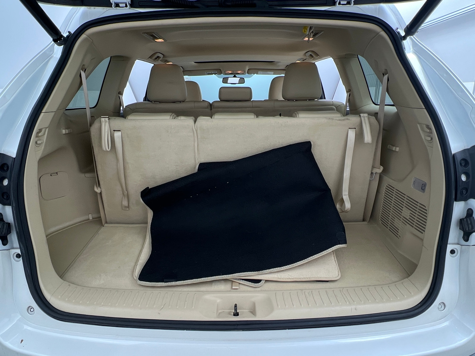 Thumbnail: 2016 Toyota Highlander - 6