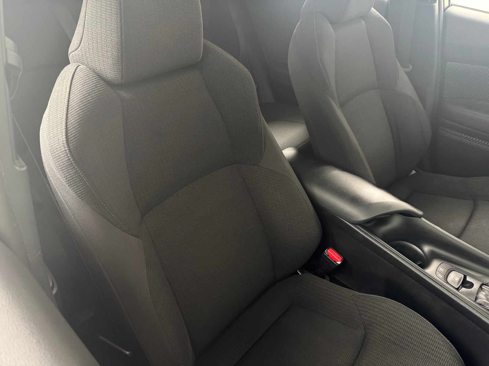 Thumbnail: 2018 Toyota C-HR - 2