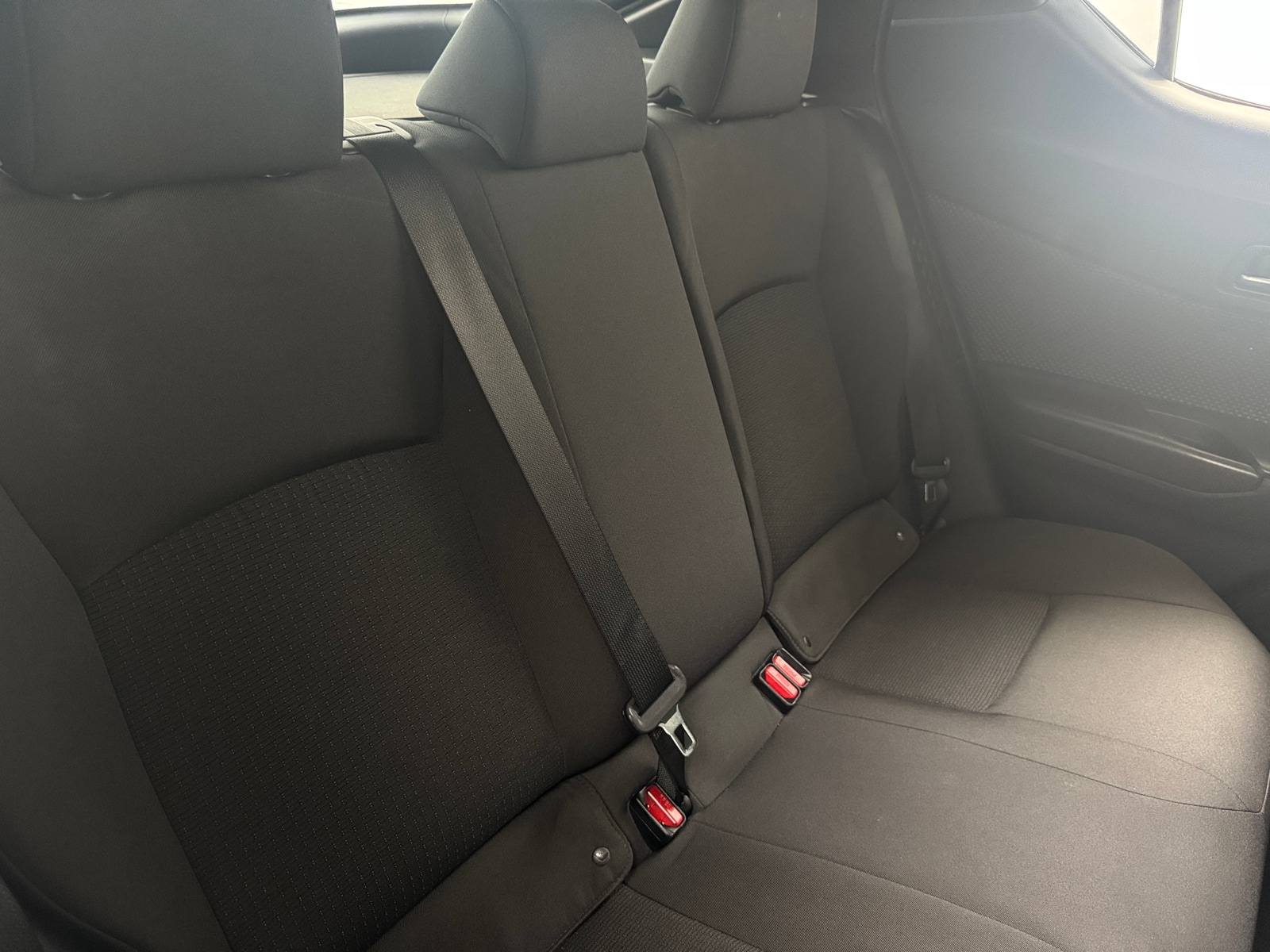 Thumbnail: 2018 Toyota C-HR - 6