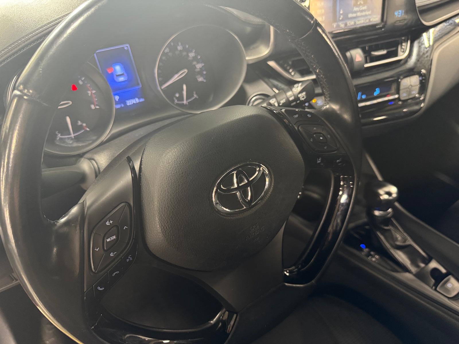 Thumbnail: 2018 Toyota C-HR - 5