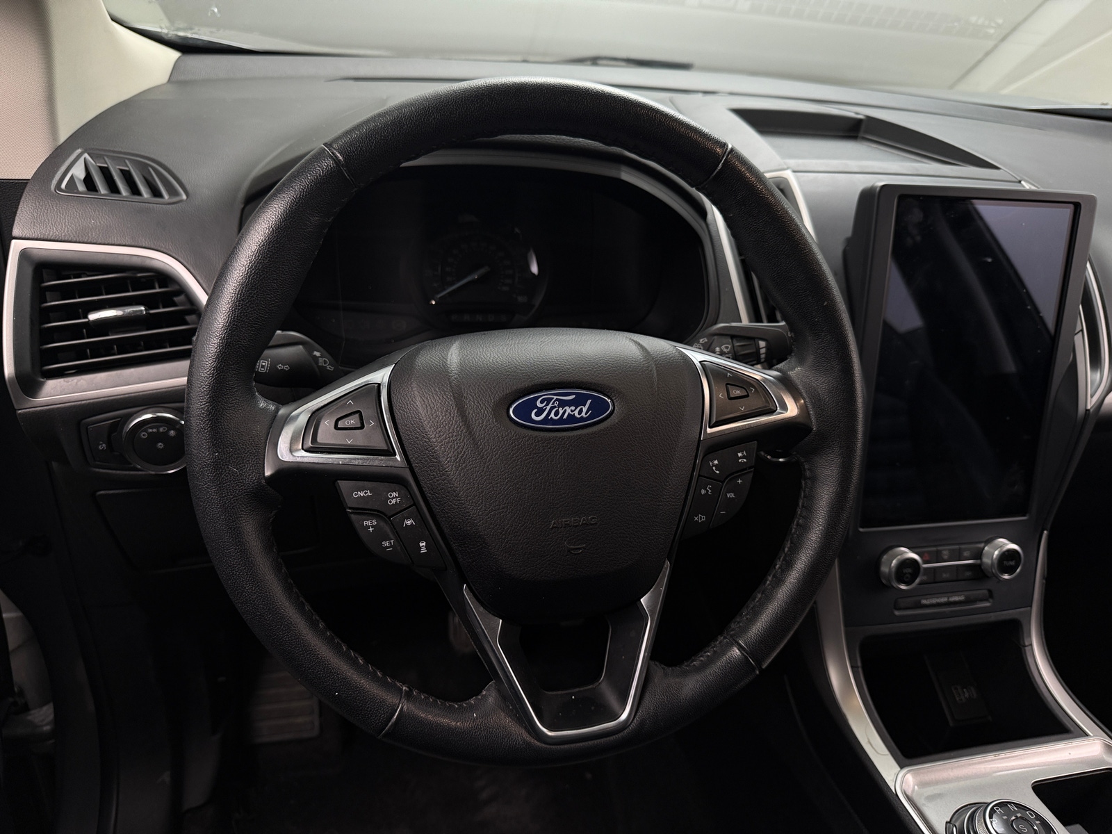 Thumbnail: 2023 Ford Edge - 4