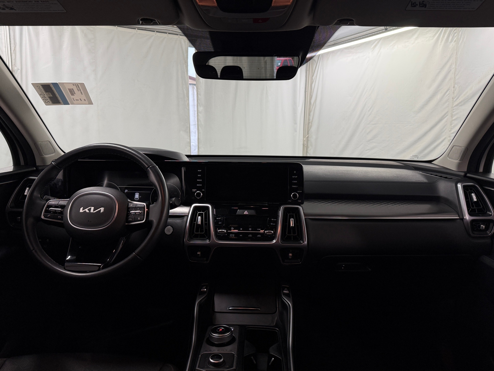 Thumbnail: 2023 Kia Sorento - 2