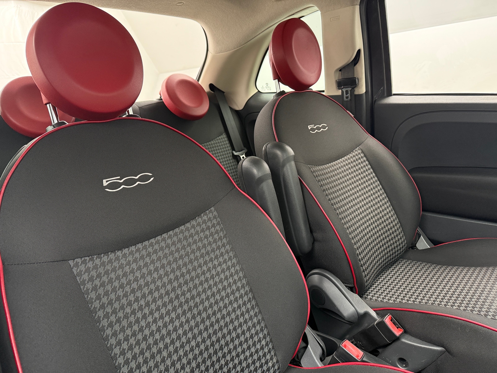 Thumbnail: 2017 Fiat 500 - 2