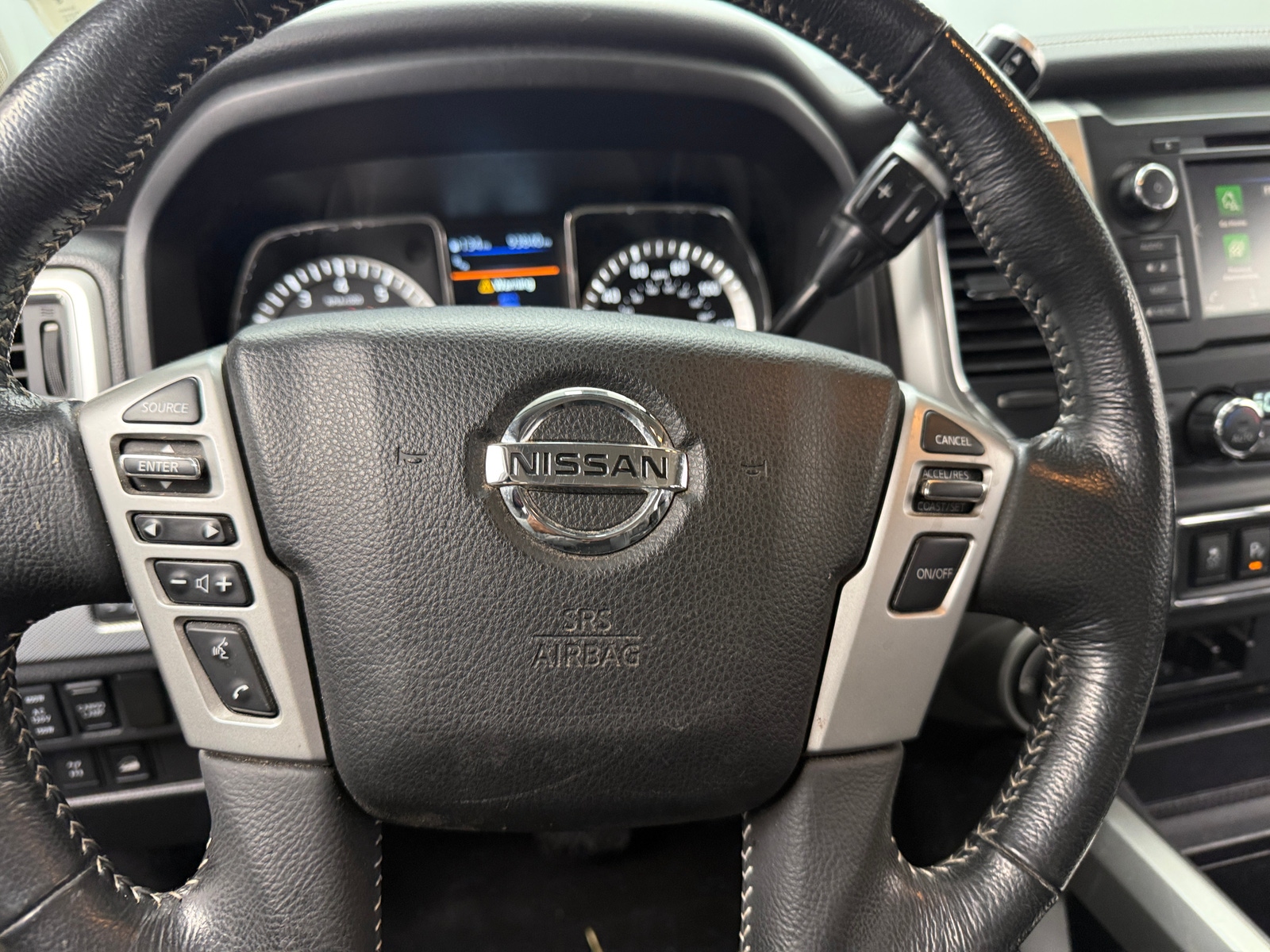 Thumbnail: 2019 Nissan Titan - 4
