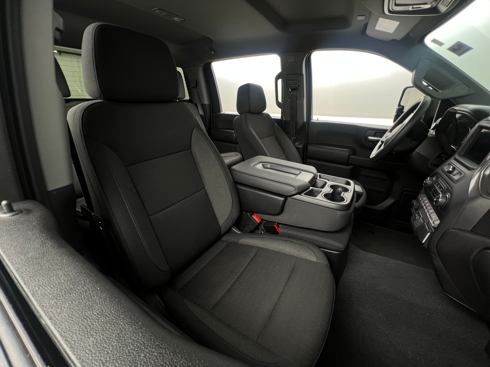 Thumbnail: 2025 Chevrolet Silverado 2500 - 2