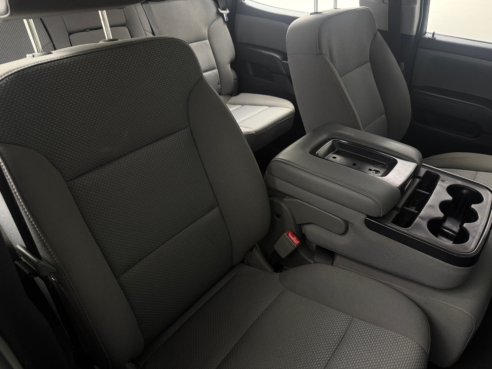 Thumbnail: 2018 Chevrolet Silverado 1500 - 2