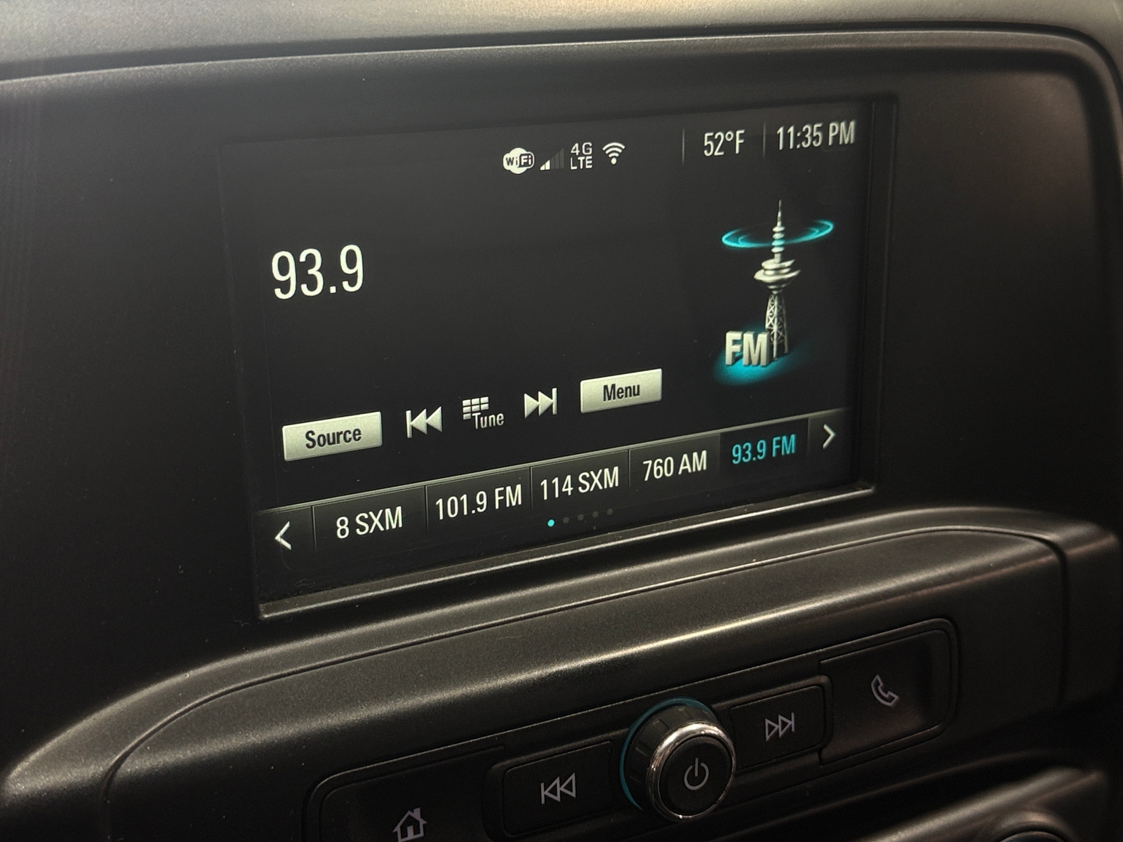 Thumbnail: 2018 Chevrolet Silverado 1500 - 4