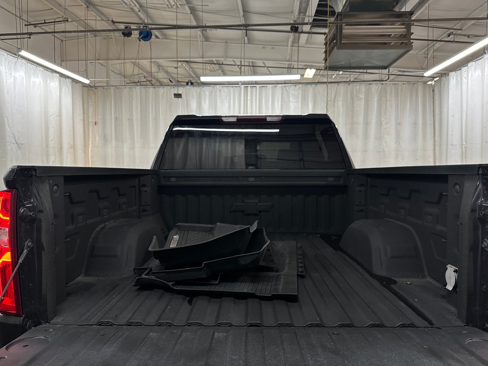 Thumbnail: 2023 Chevrolet Silverado 1500 - 7