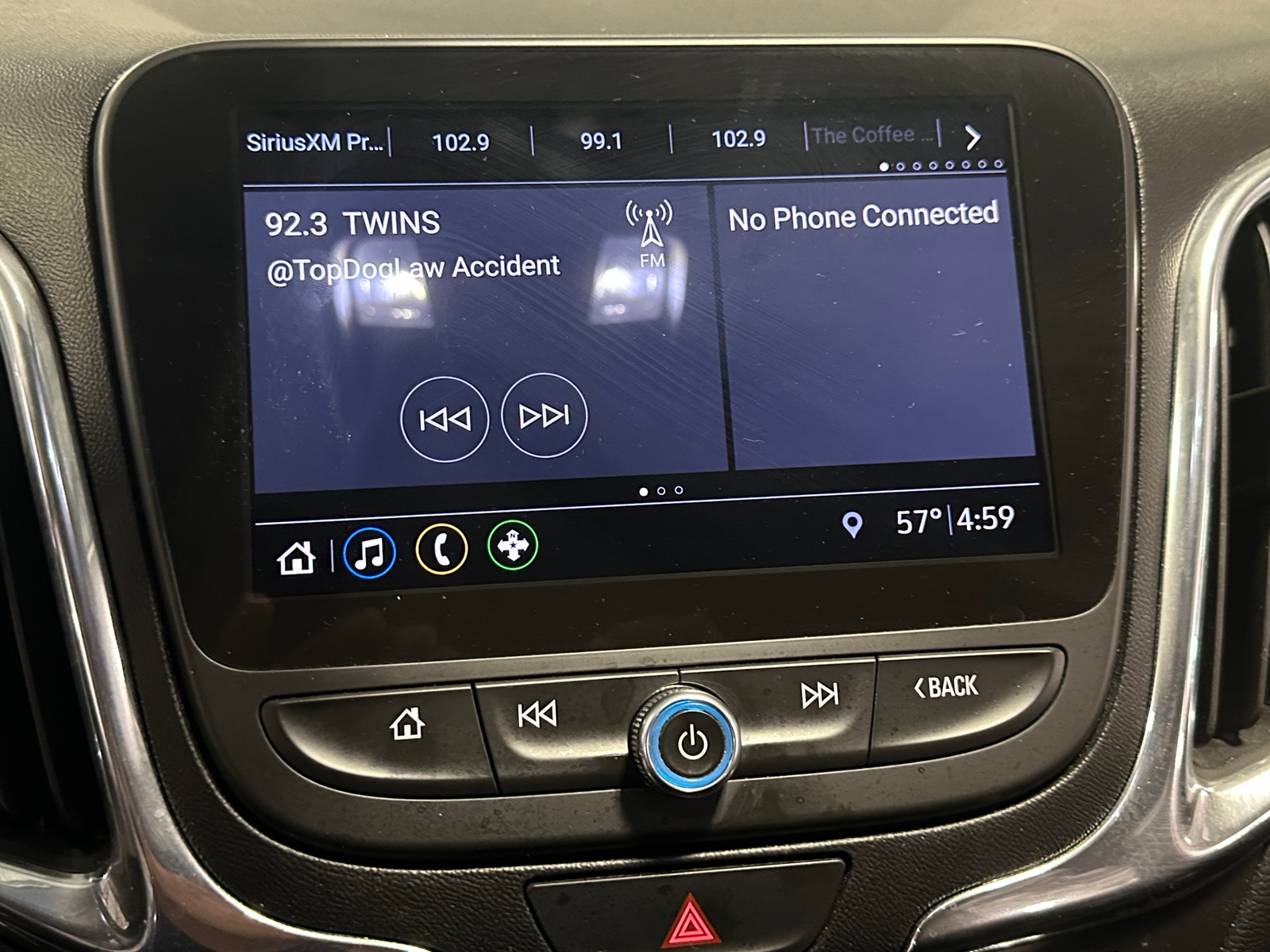 Thumbnail: 2019 Chevrolet Equinox - 3