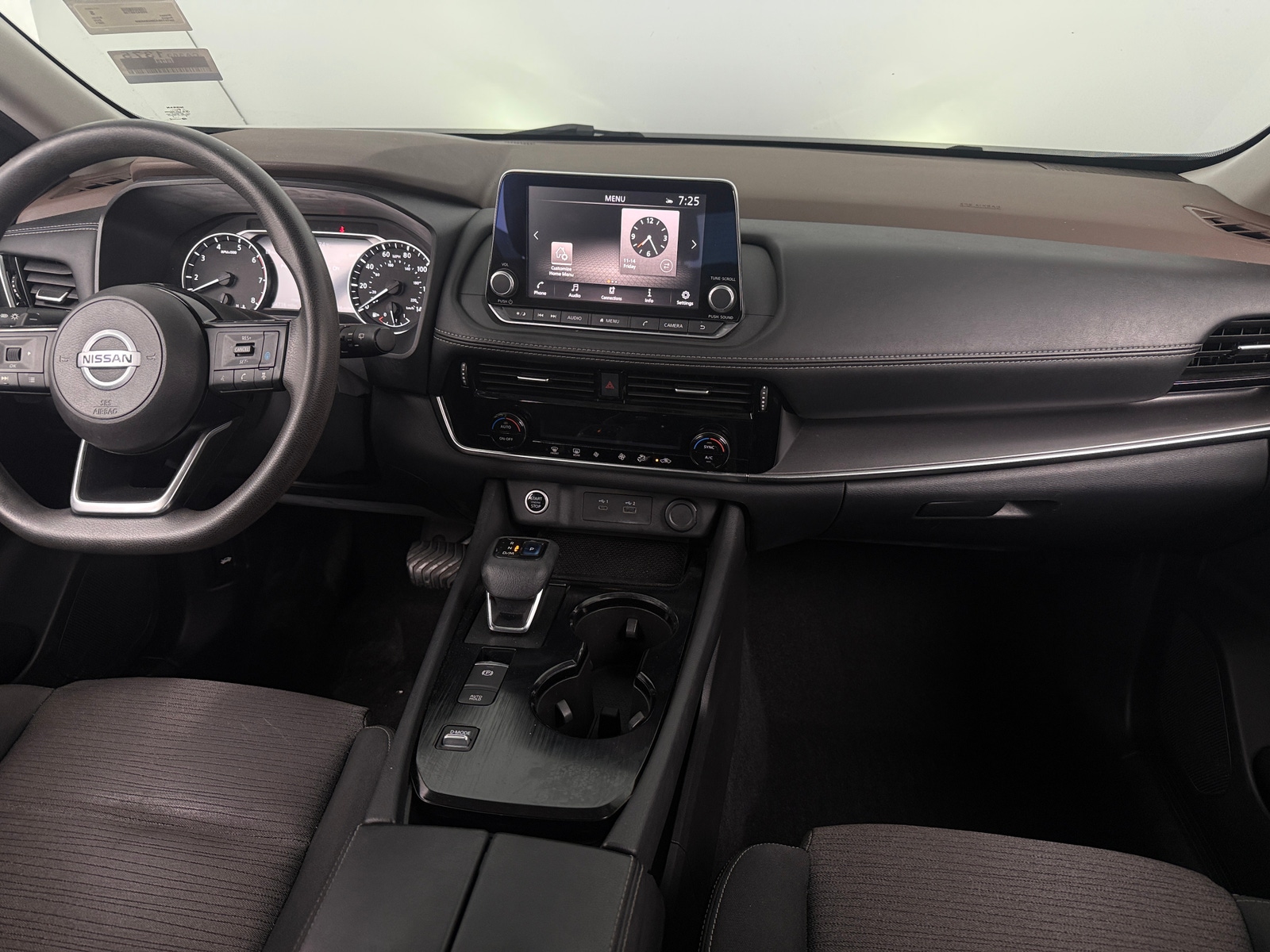 Thumbnail: 2021 Nissan Rogue - 3