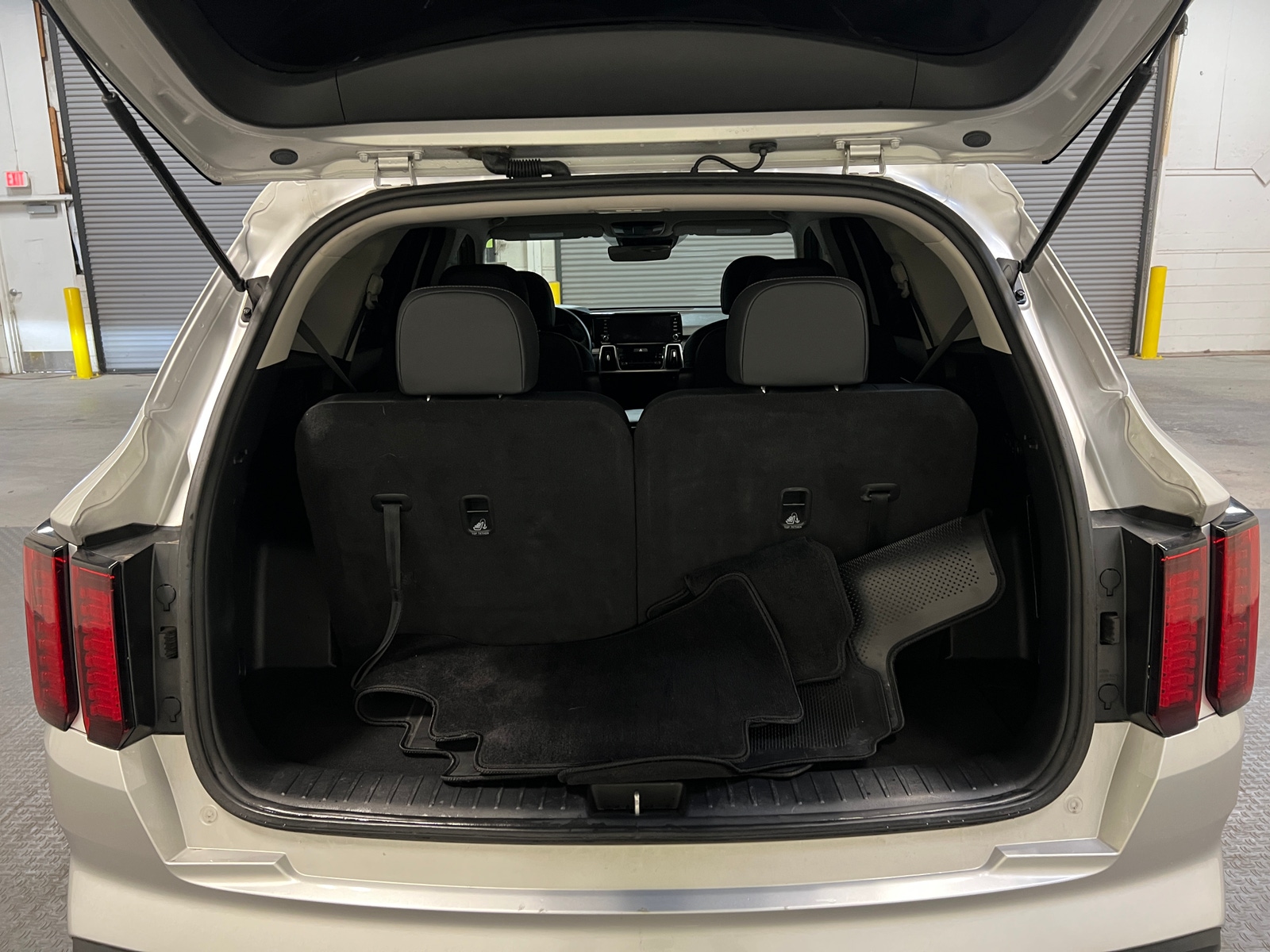 Thumbnail: 2022 Kia Sorento - 6