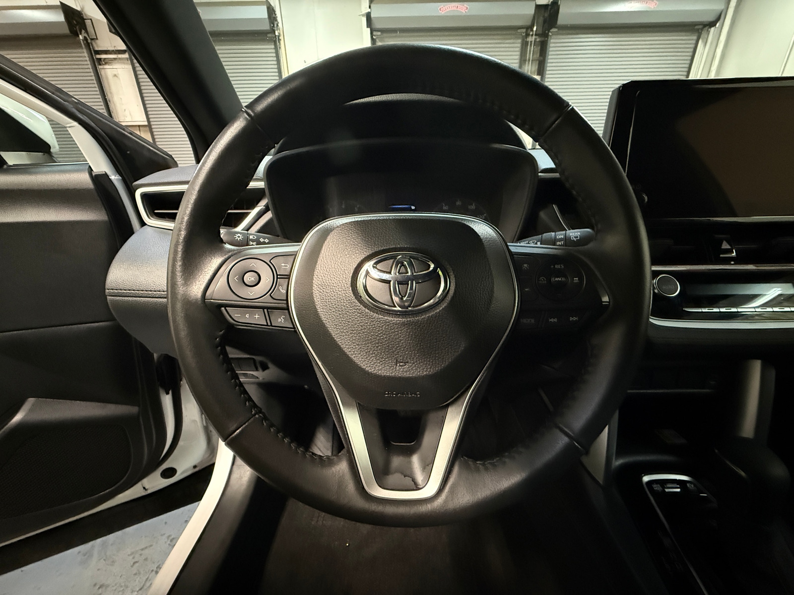 Thumbnail: 2023 Toyota Corolla Cross - 5