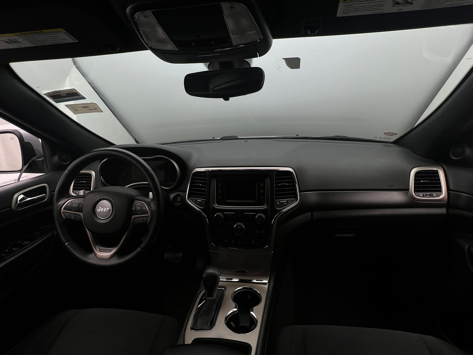 Thumbnail: 2017 Jeep Grand Cherokee - 3