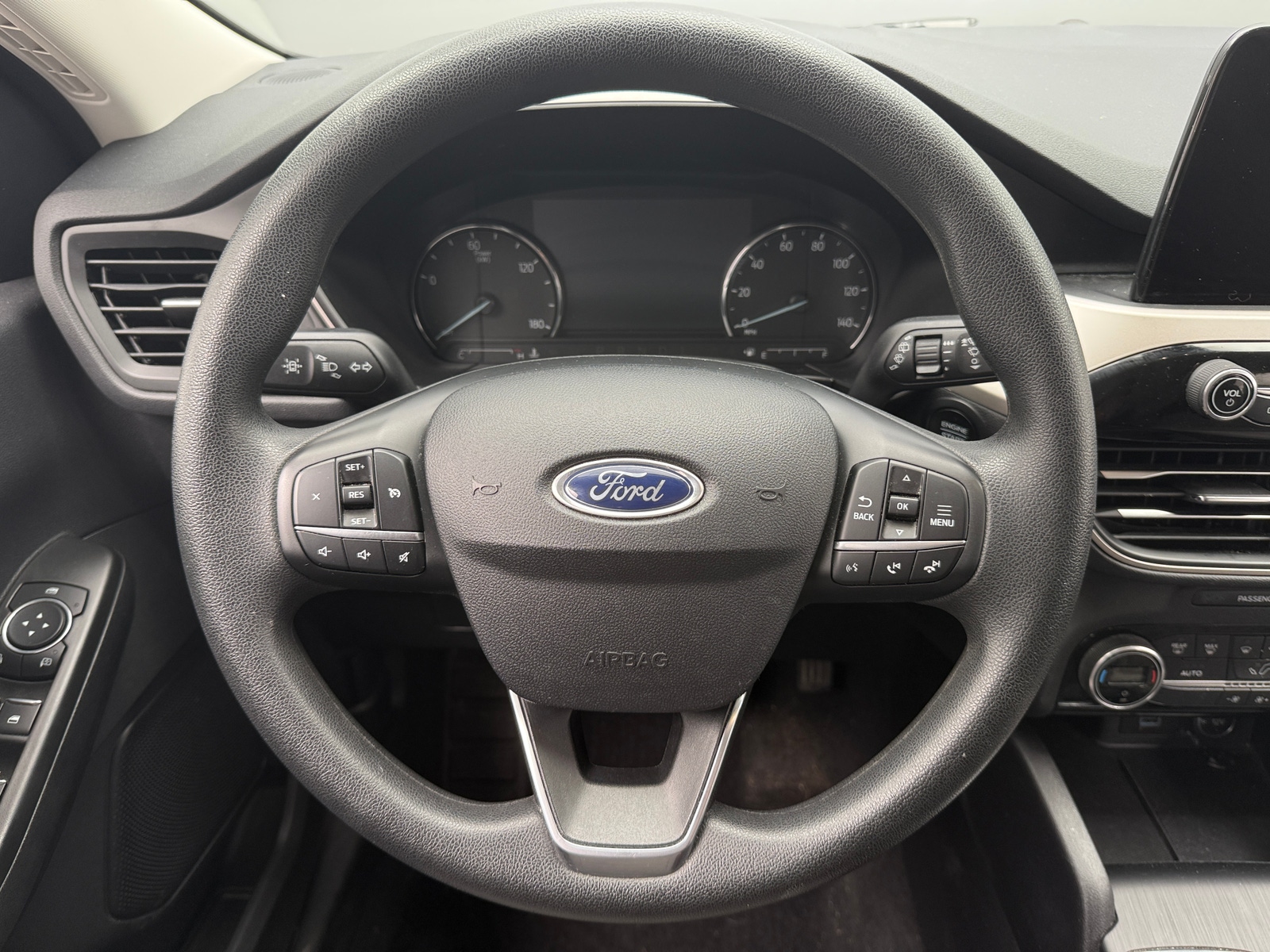 Thumbnail: 2021 Ford Escape - 5