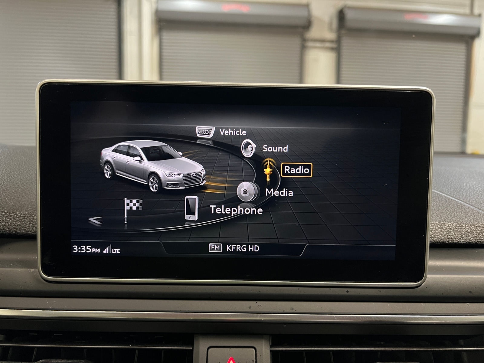 Thumbnail: 2018 Audi A4 - 3