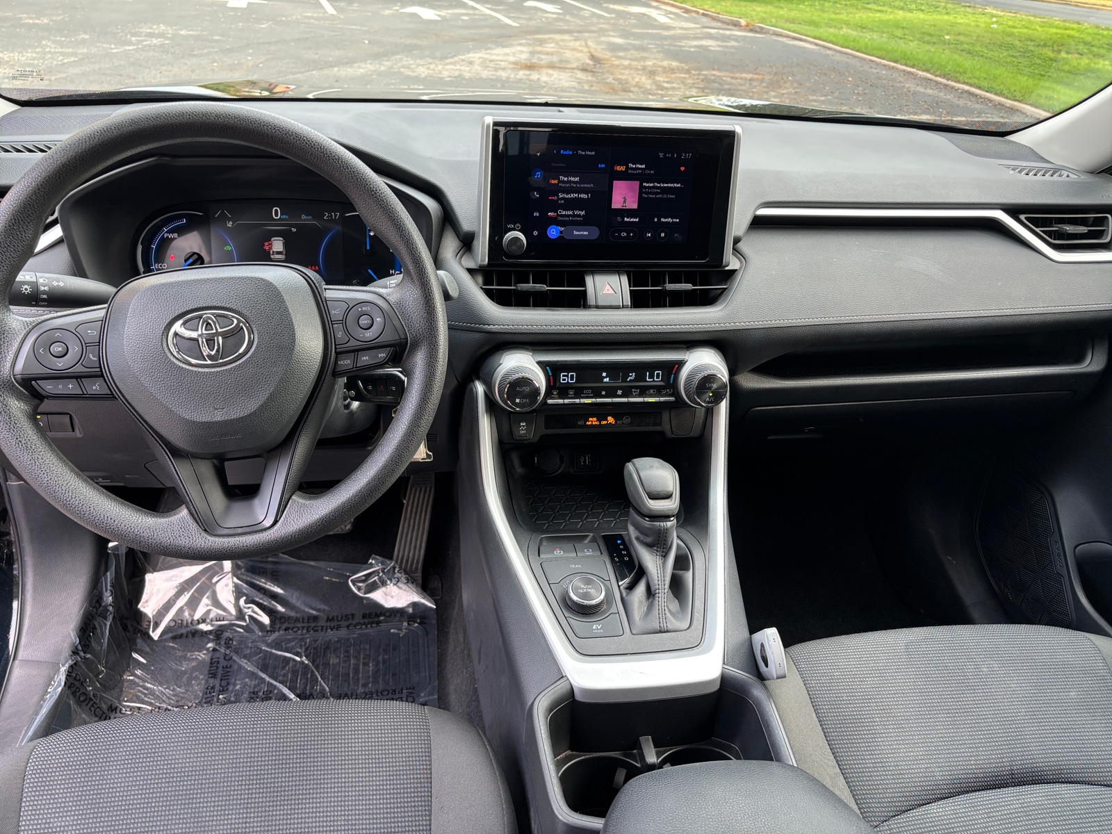 Thumbnail: 2025 Toyota RAV4 - 3