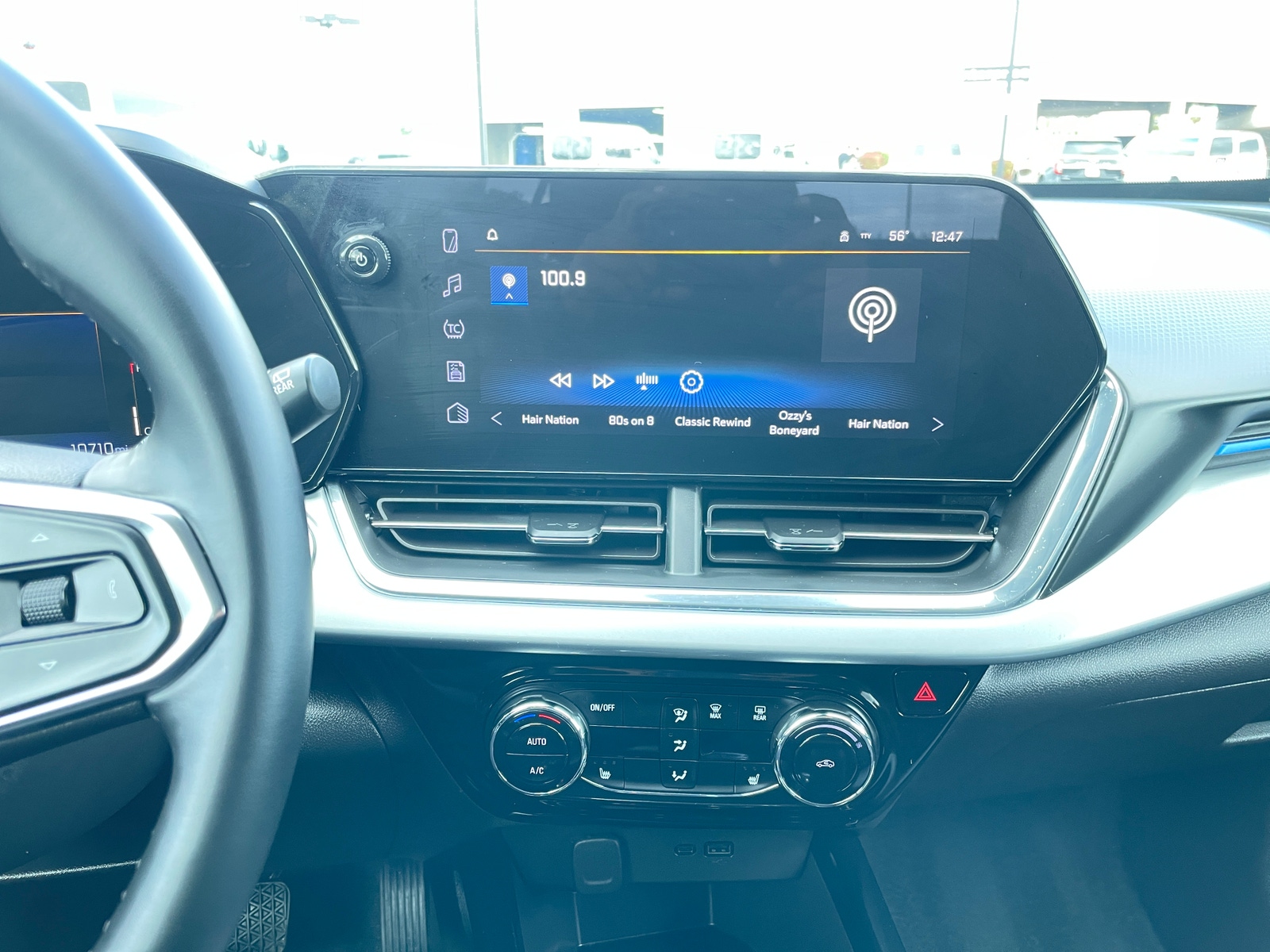 Thumbnail: 2025 Chevrolet Trax - 4