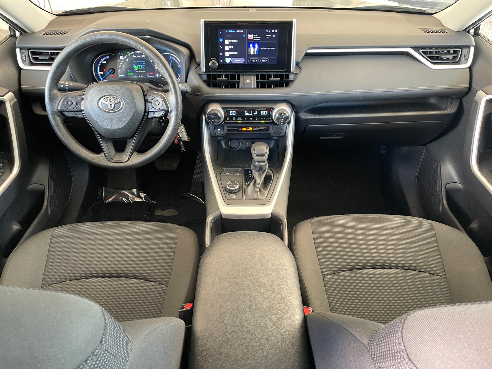 Thumbnail: 2025 Toyota RAV4 - 3