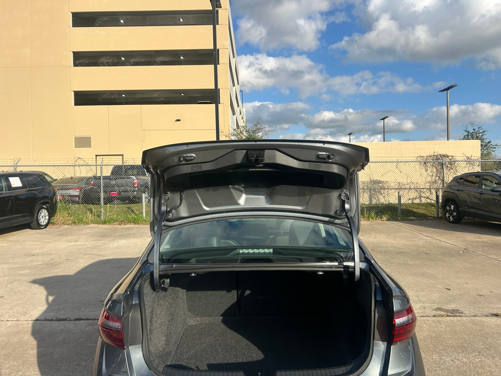 Thumbnail: 2025 Volkswagen Jetta - 6