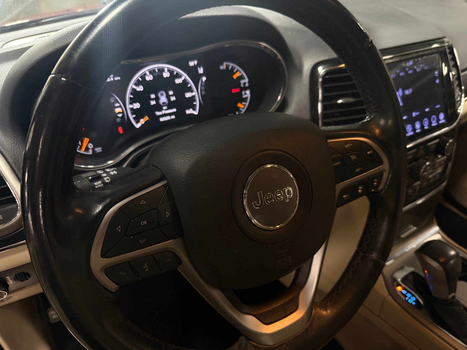 Thumbnail: 2019 Jeep Grand Cherokee - 4