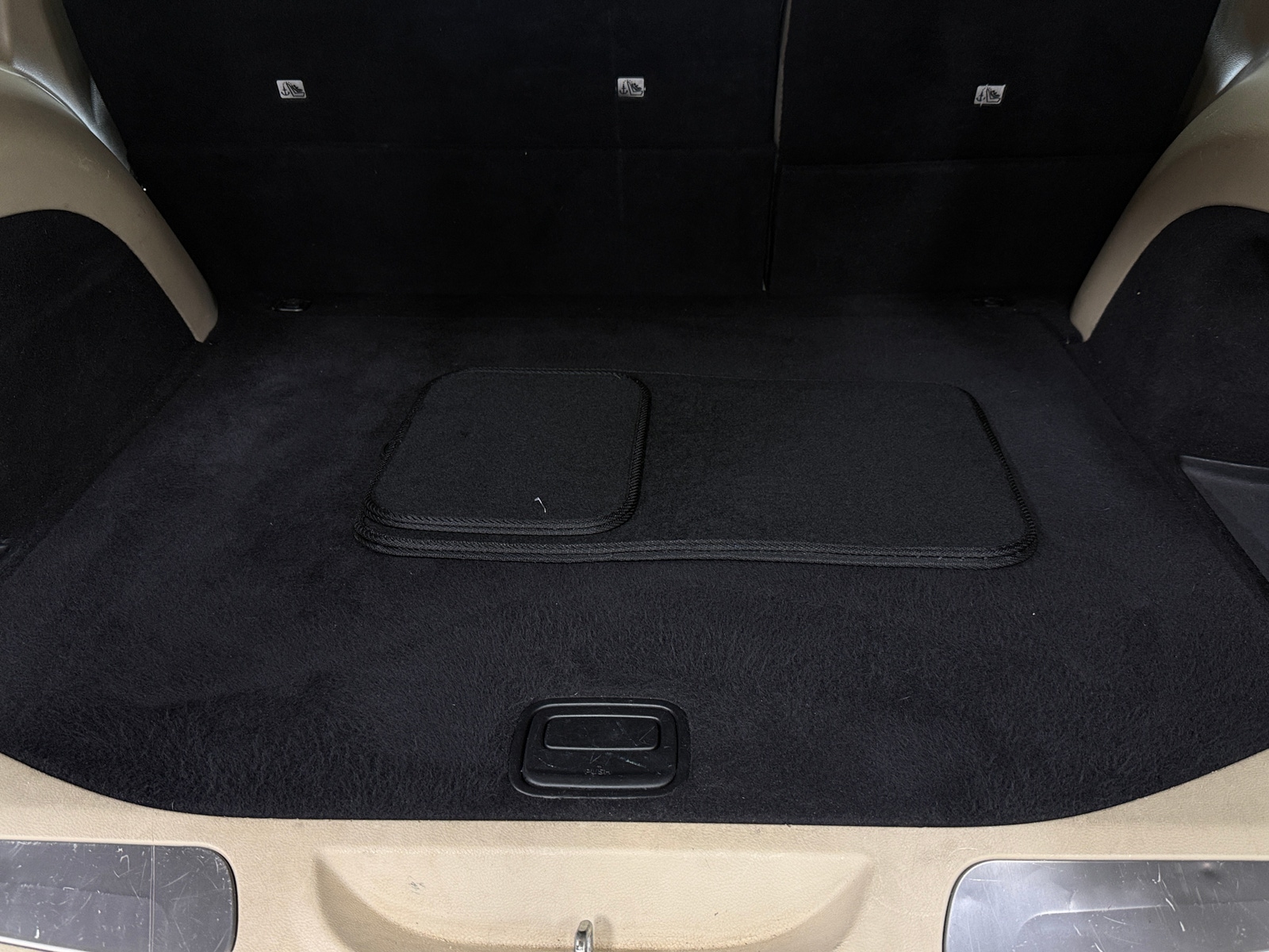 Thumbnail: 2019 Jeep Grand Cherokee - 6