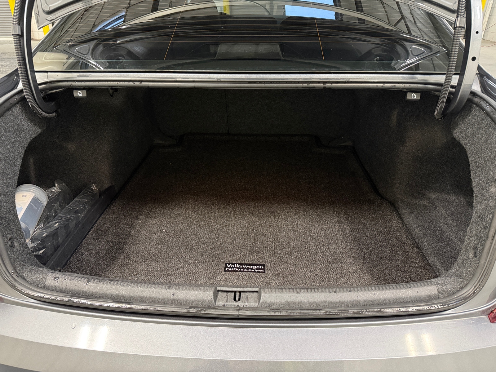 Thumbnail: 2017 Volkswagen Passat - 7